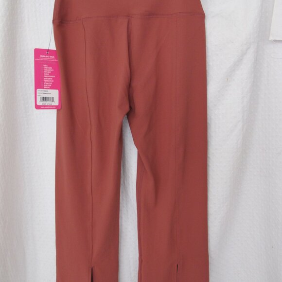 NWT - Yogalicious Capri Length Yoga Pants - Picture 10 of 14
